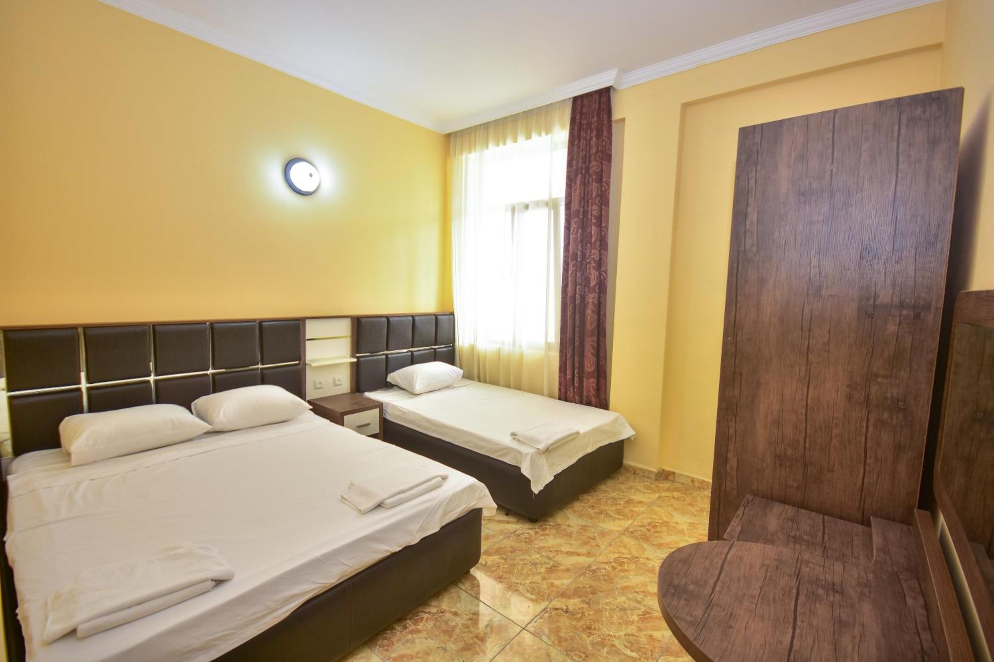 Family Apartments In Batumi Exterior photo