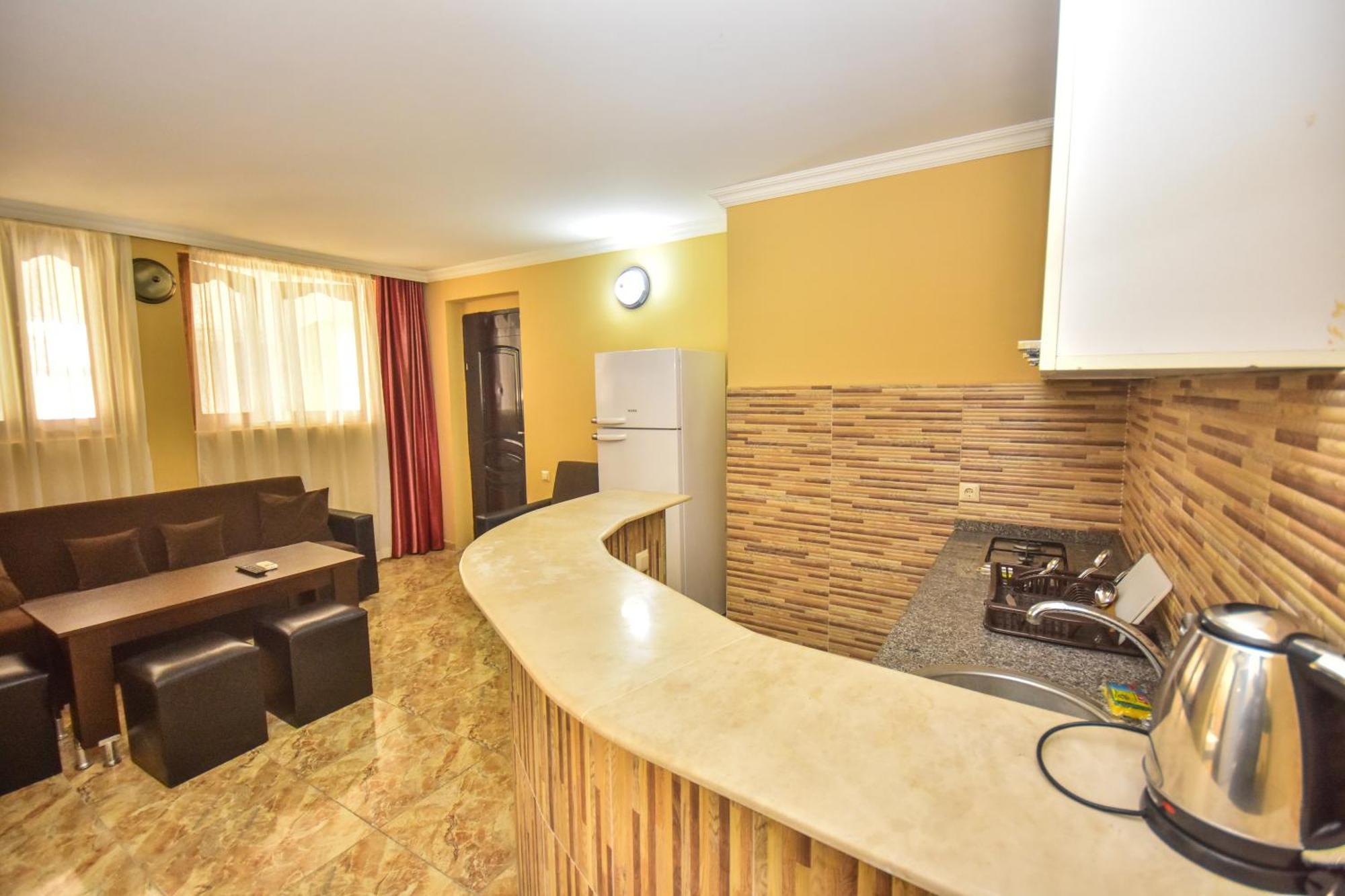 Family Apartments In Batumi Exterior photo